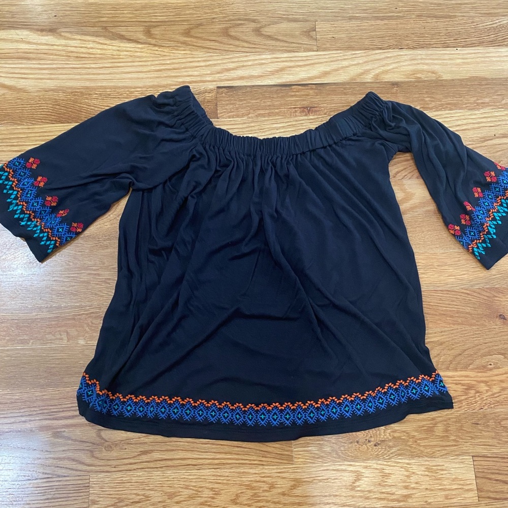 Loft Small off/on shoulder